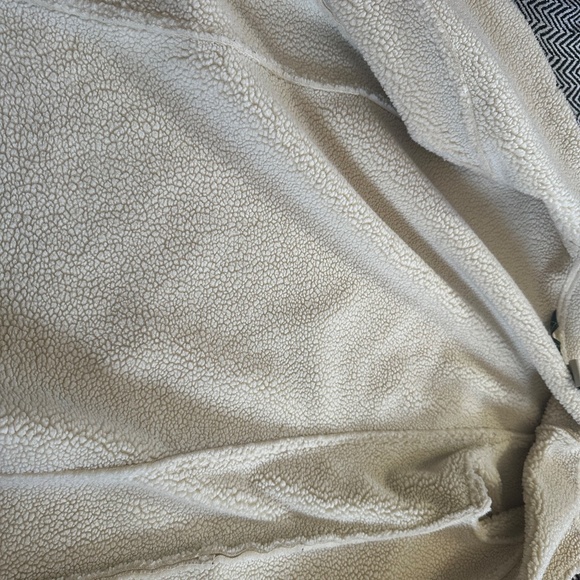 L.L Bean Fur Lined Coat - Picture 2 of 4